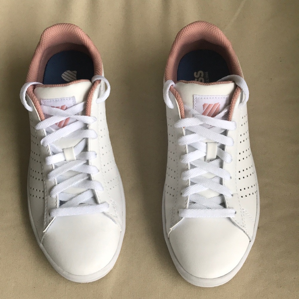 K. SWISS Women’s Court Casper (Since 1966)
